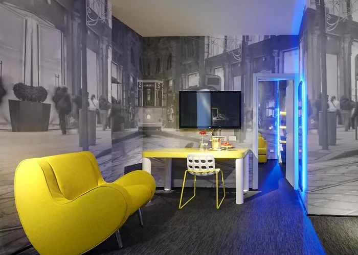 The Street Duomo | A Design Boutique מילאנו